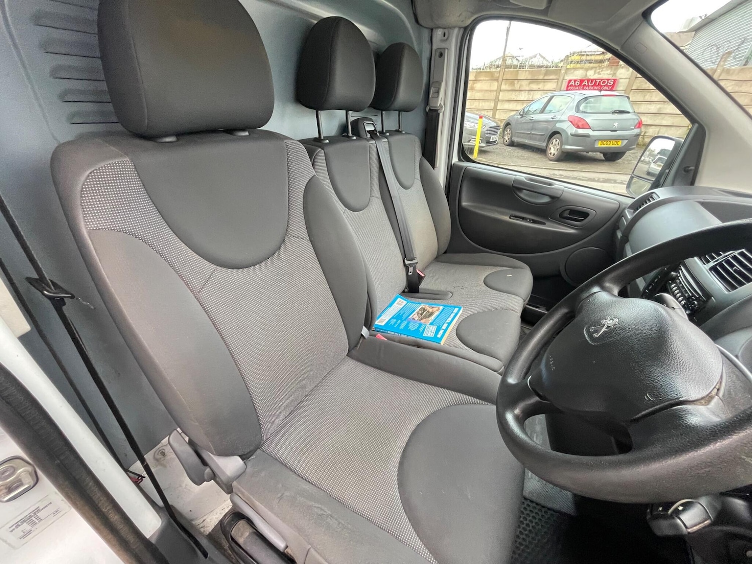 Used Peugeot Expert 2014 for sale - 76597145: Photo 8