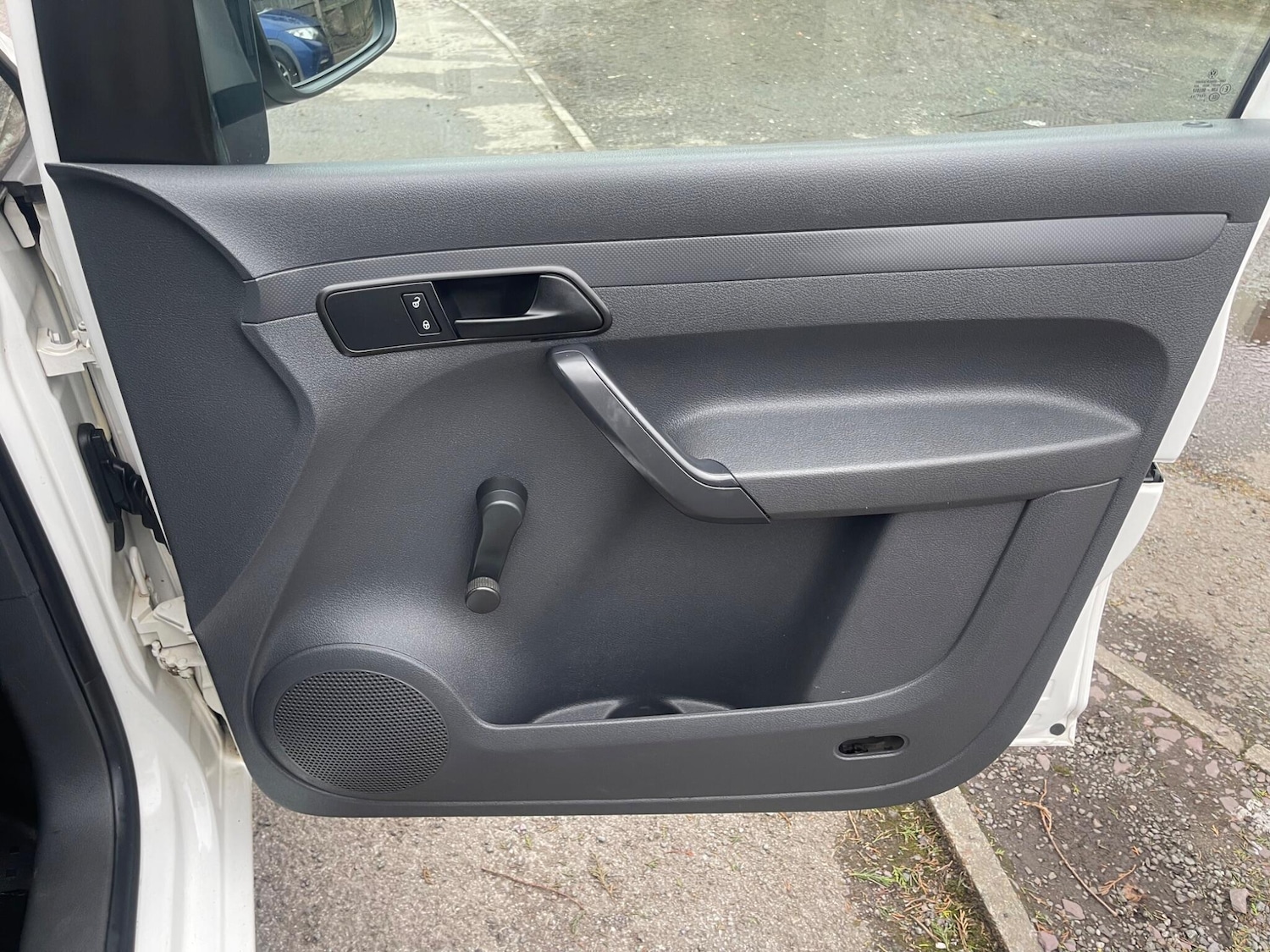 Used Volkswagen Caddy 2013 for sale - 77424778: Photo 11