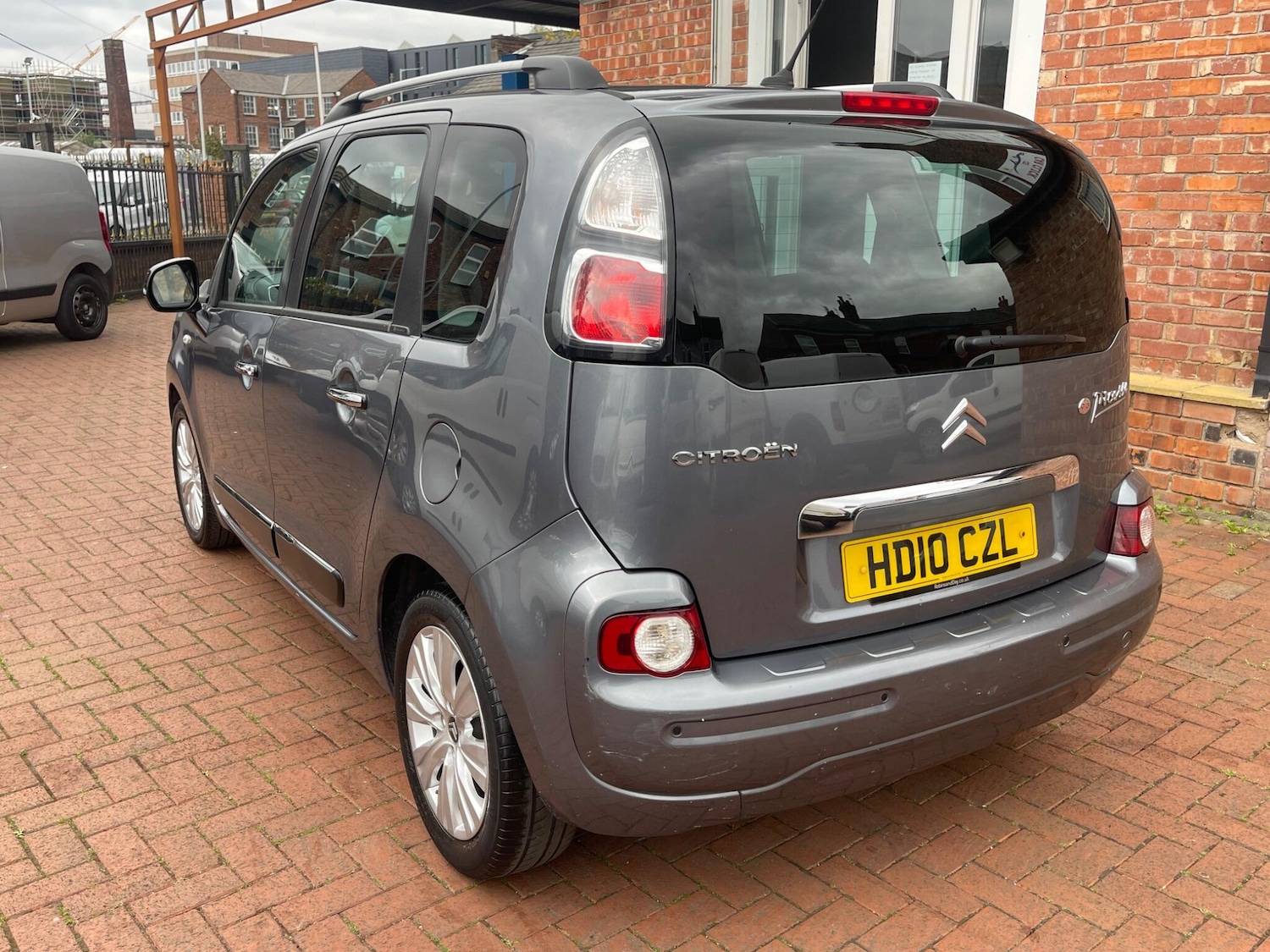 Vehicle 3
