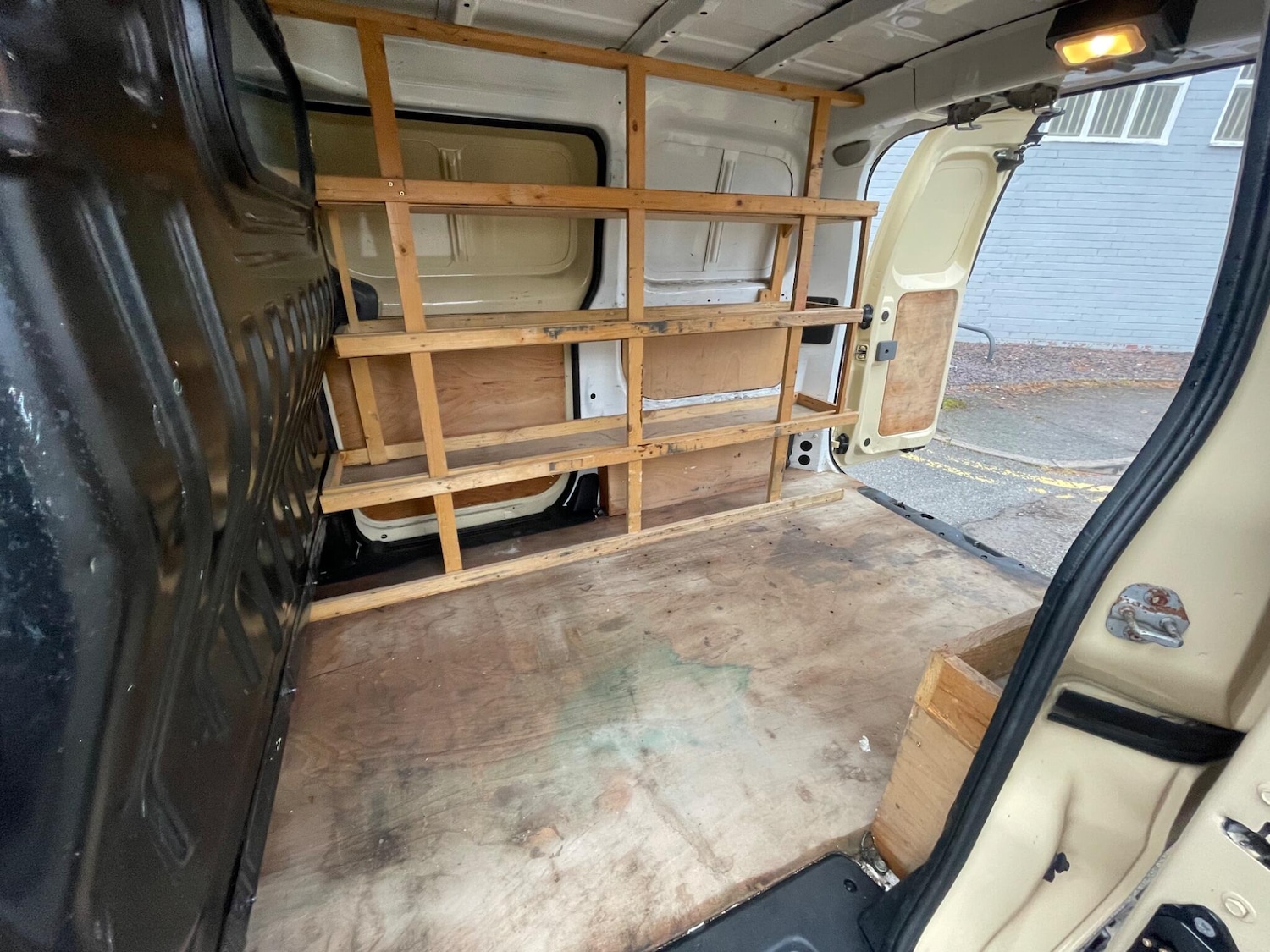 Used Nissan NV200 2012 for sale - 76152742: Photo 15