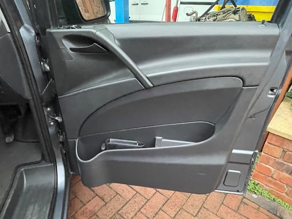 Used Mercedes-Benz Vito 2014 for sale - 76259231: Photo 13