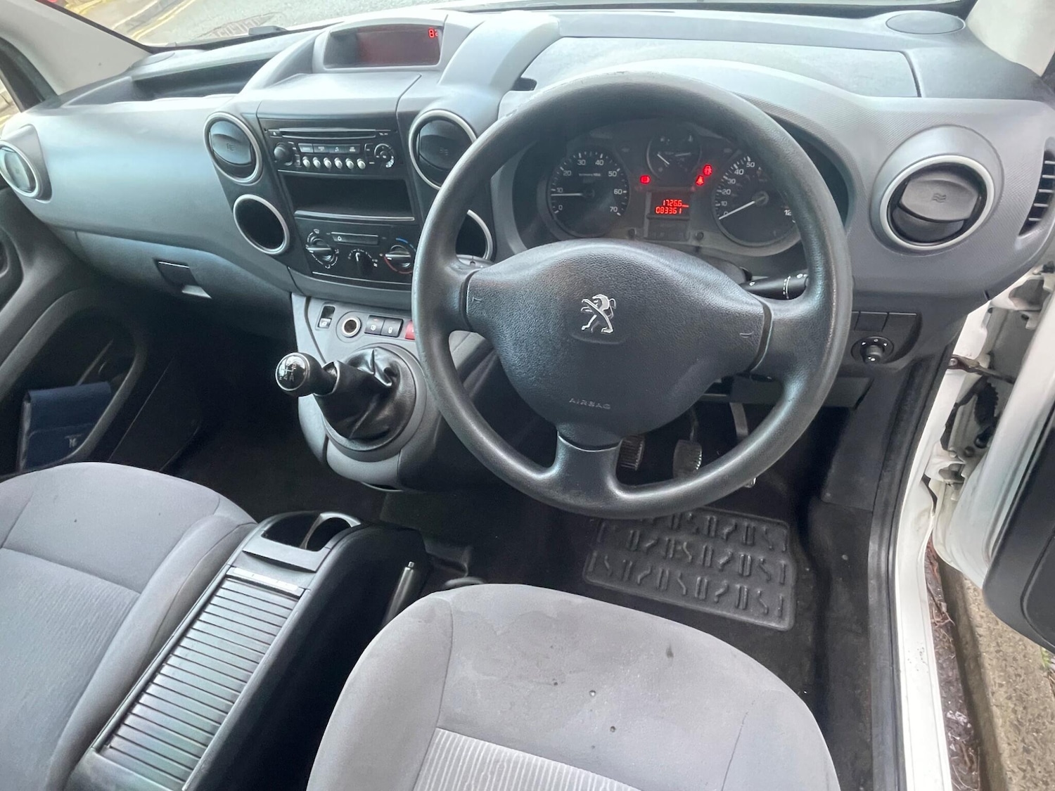 Used Peugeot Partner 2012 for sale - 76913709: Photo 8