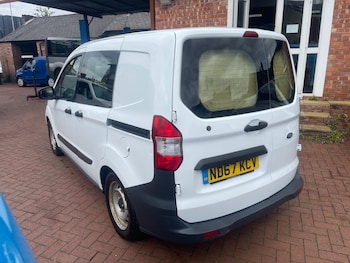 Used Ford Transit Courier 2018 for sale - 78878911: Photo