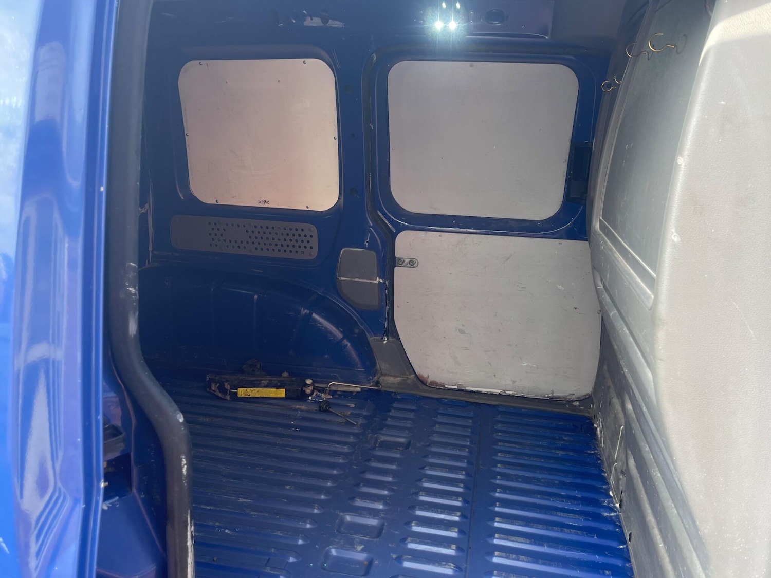 Used Volkswagen Caddy 2009 for sale - 77386599: Photo 15