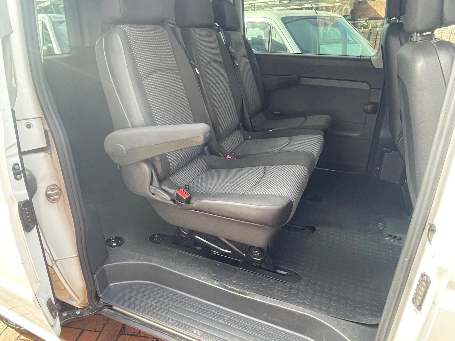 Used Mercedes-Benz Vito 2013 for sale - 76388793: Photo 14