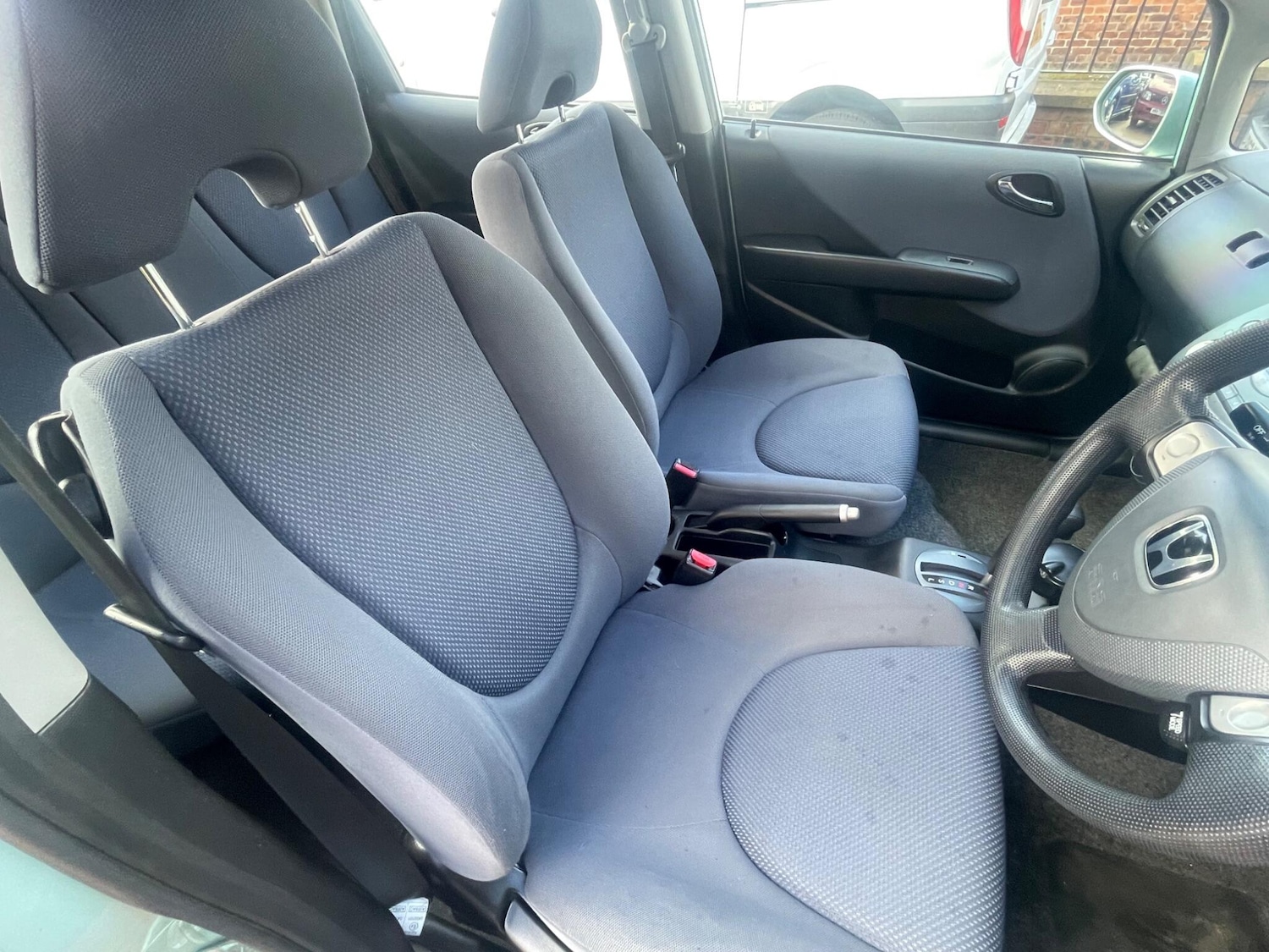 Used Honda Jazz 2004 for sale - 78047654: Photo 8