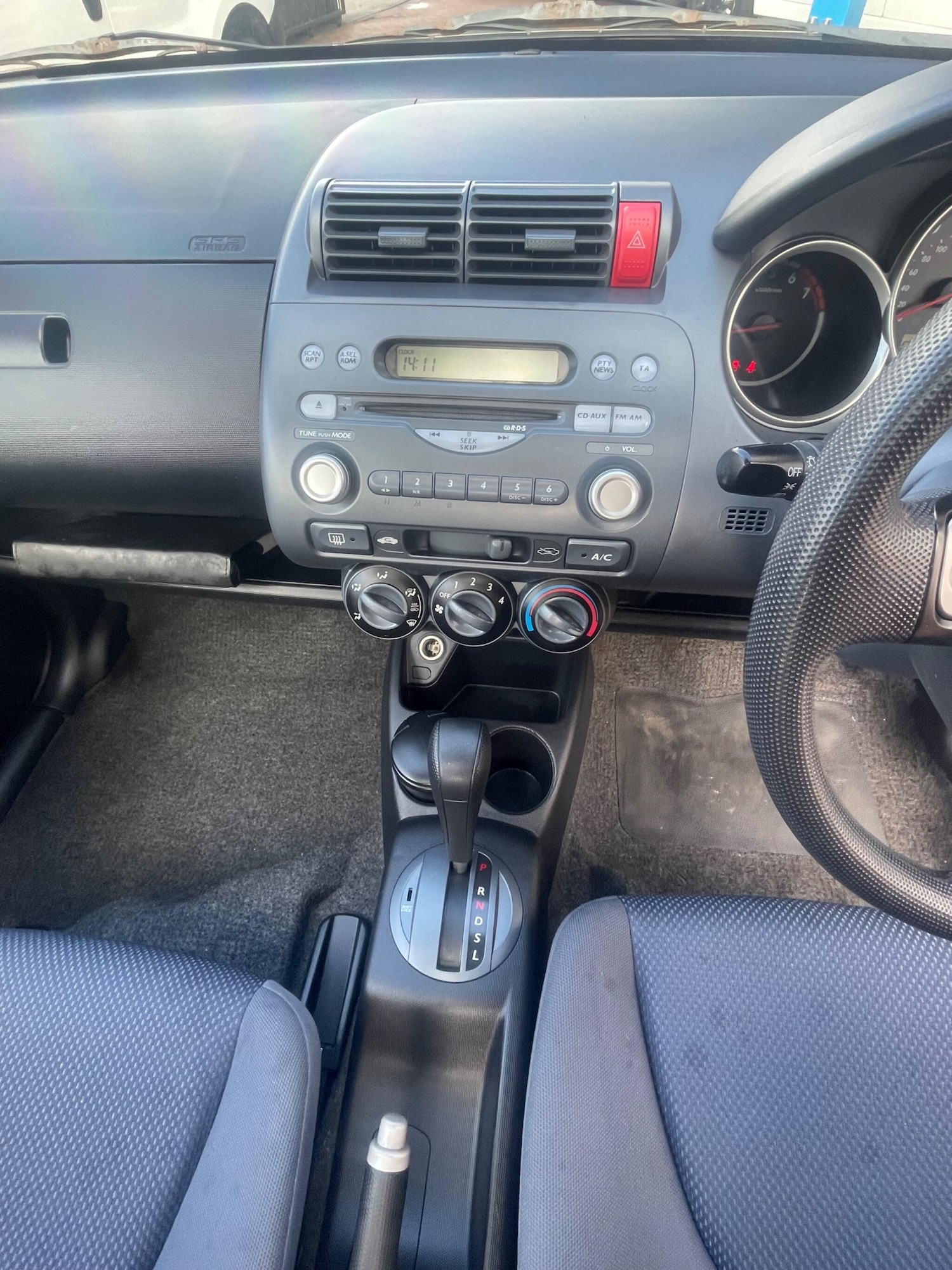 Used Honda Jazz 2004 for sale - 78047654: Photo 9