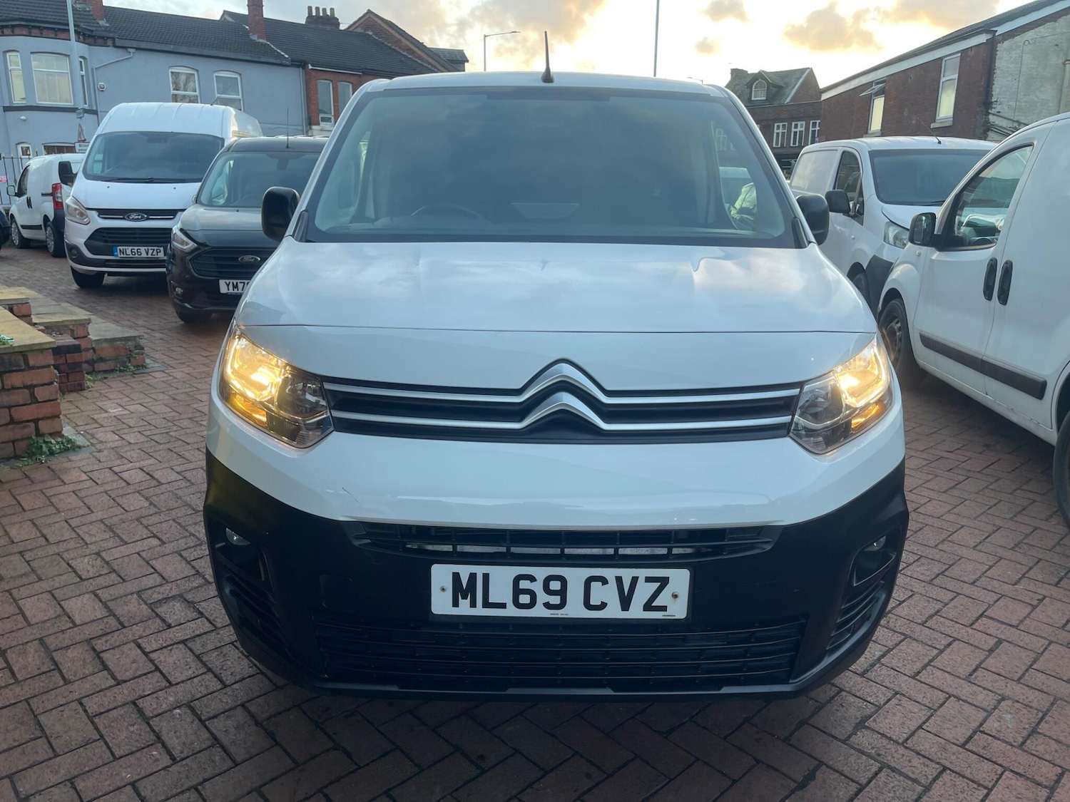 Used Citroen Berlingo 2019 for sale - 77131229: Photo 5