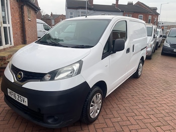 Used Nissan NV200 2016 for sale - 77305502: Photo