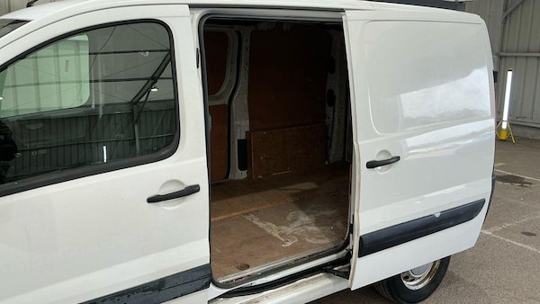 Used Peugeot Expert 2011 for sale - 76284186: Photo 7