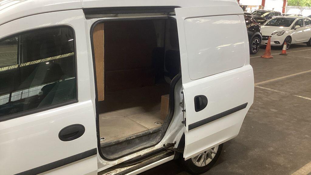 Used Vauxhall Combo 2011 for sale - 76294790: Photo 10