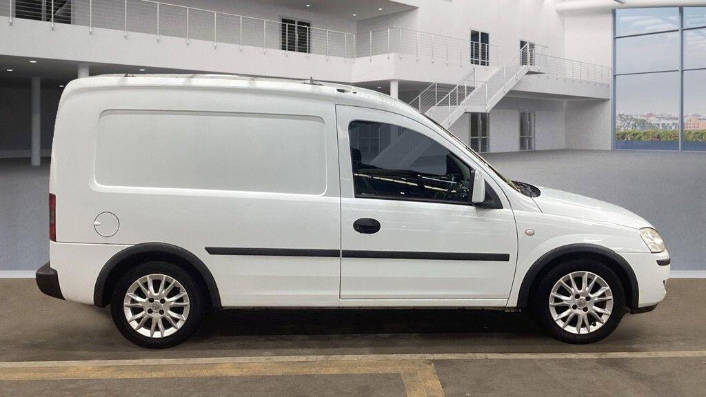 Used Vauxhall Combo 2011 for sale - 76294790: Photo 4