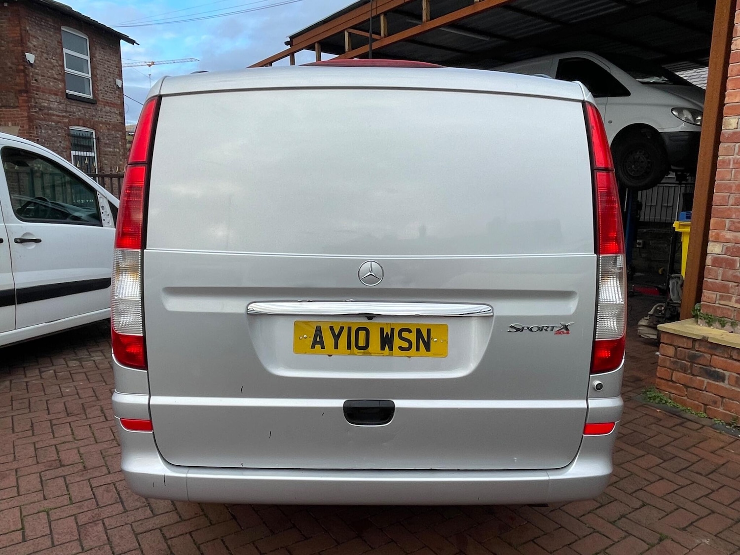 Used Mercedes-Benz Vito 2010 for sale - 76388385: Photo 6