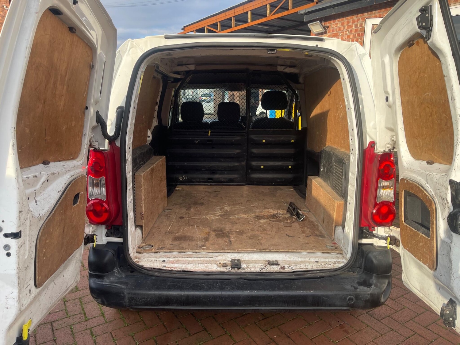 Used Citroen Berlingo 2009 for sale - 76283315: Photo 11