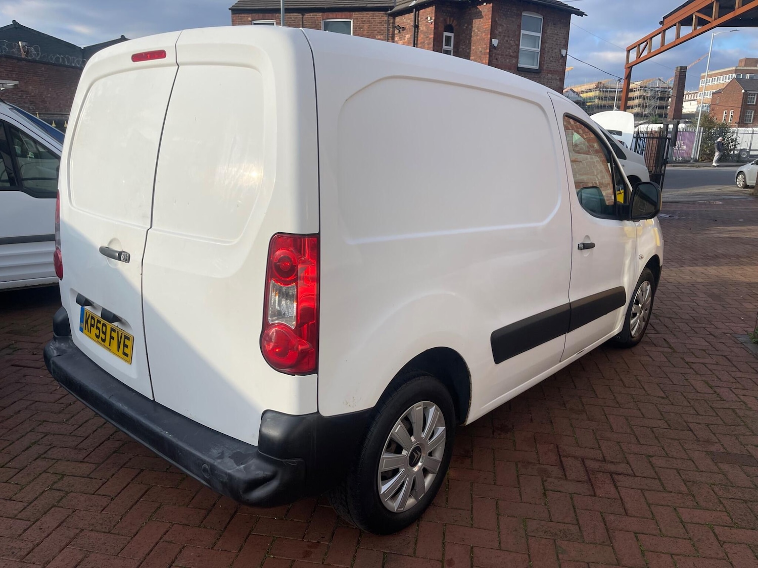 Used Citroen Berlingo 2009 for sale - 76283315: Photo 4