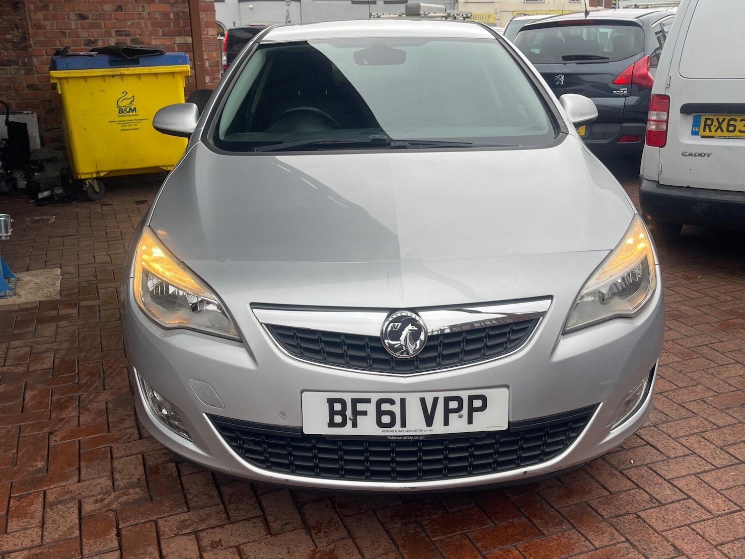 Used Vauxhall Astra 2011 for sale - 77426088: Photo 5
