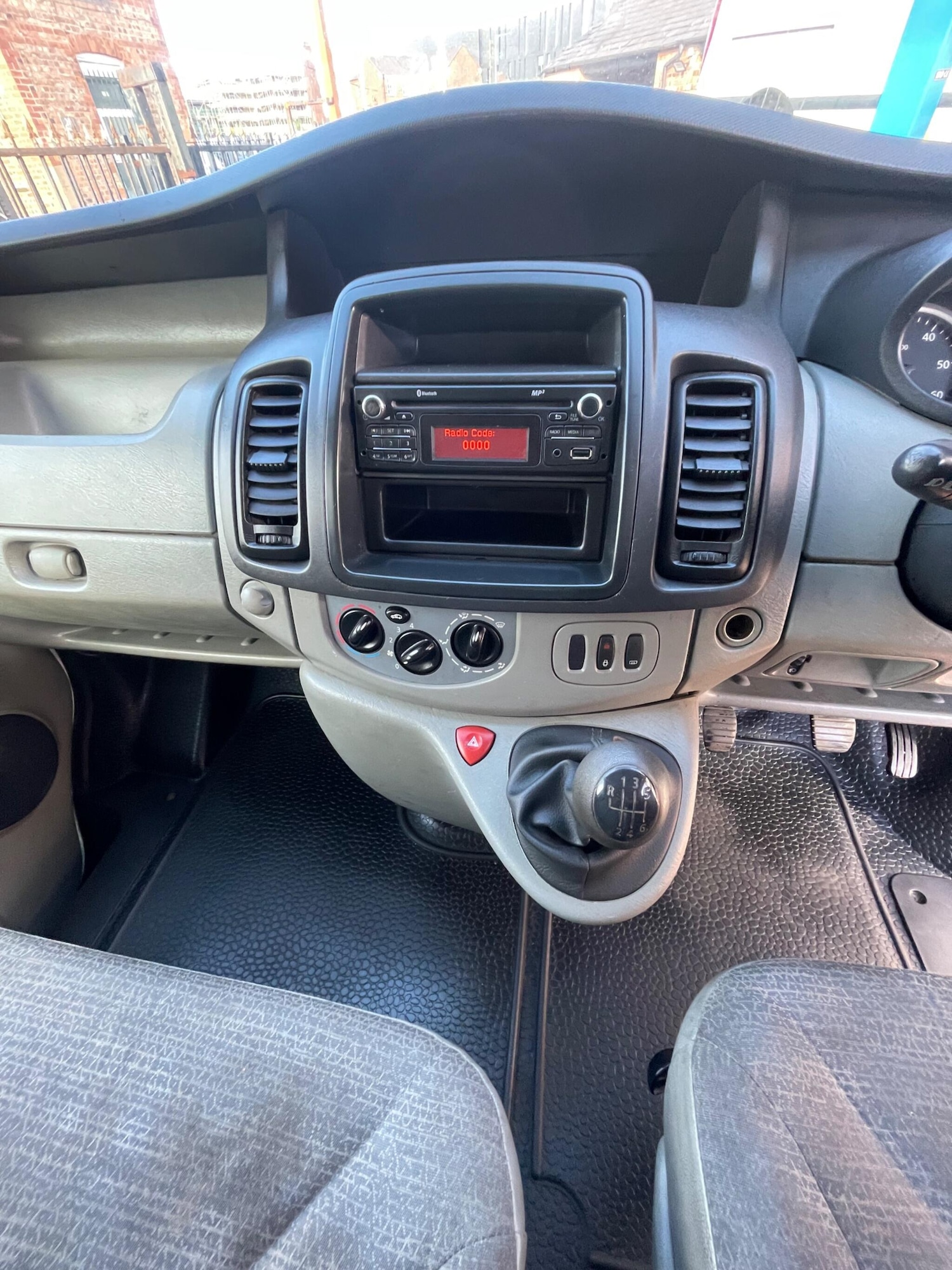 Used Renault Trafic 2014 for sale - 76388113: Photo 9