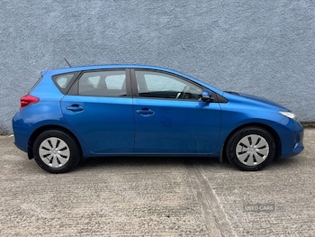 Used Toyota Auris 2014 for sale - 75610041: Photo