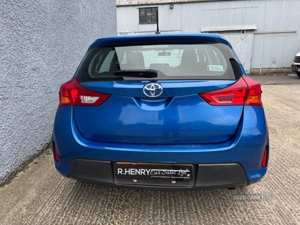 Vehicle 5