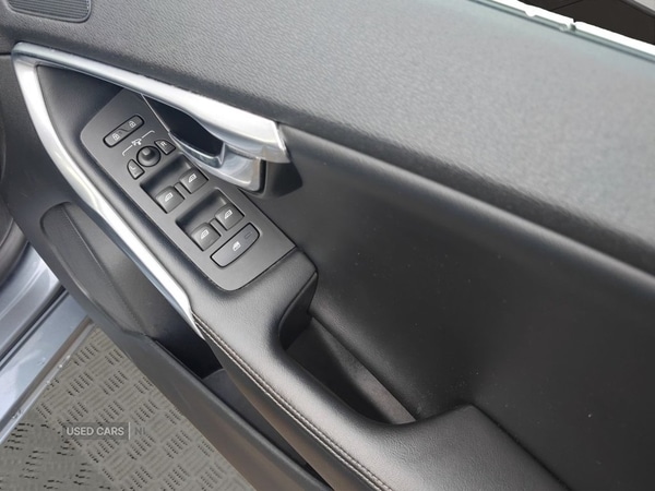 Used Volvo V40 2015 for sale - 77017505: Photo 15