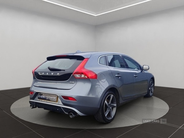 Used Volvo V40 2015 for sale - 77017505: Photo 8