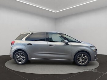 Used Citroen C4 Picasso 2017 for sale - 76563035: Photo