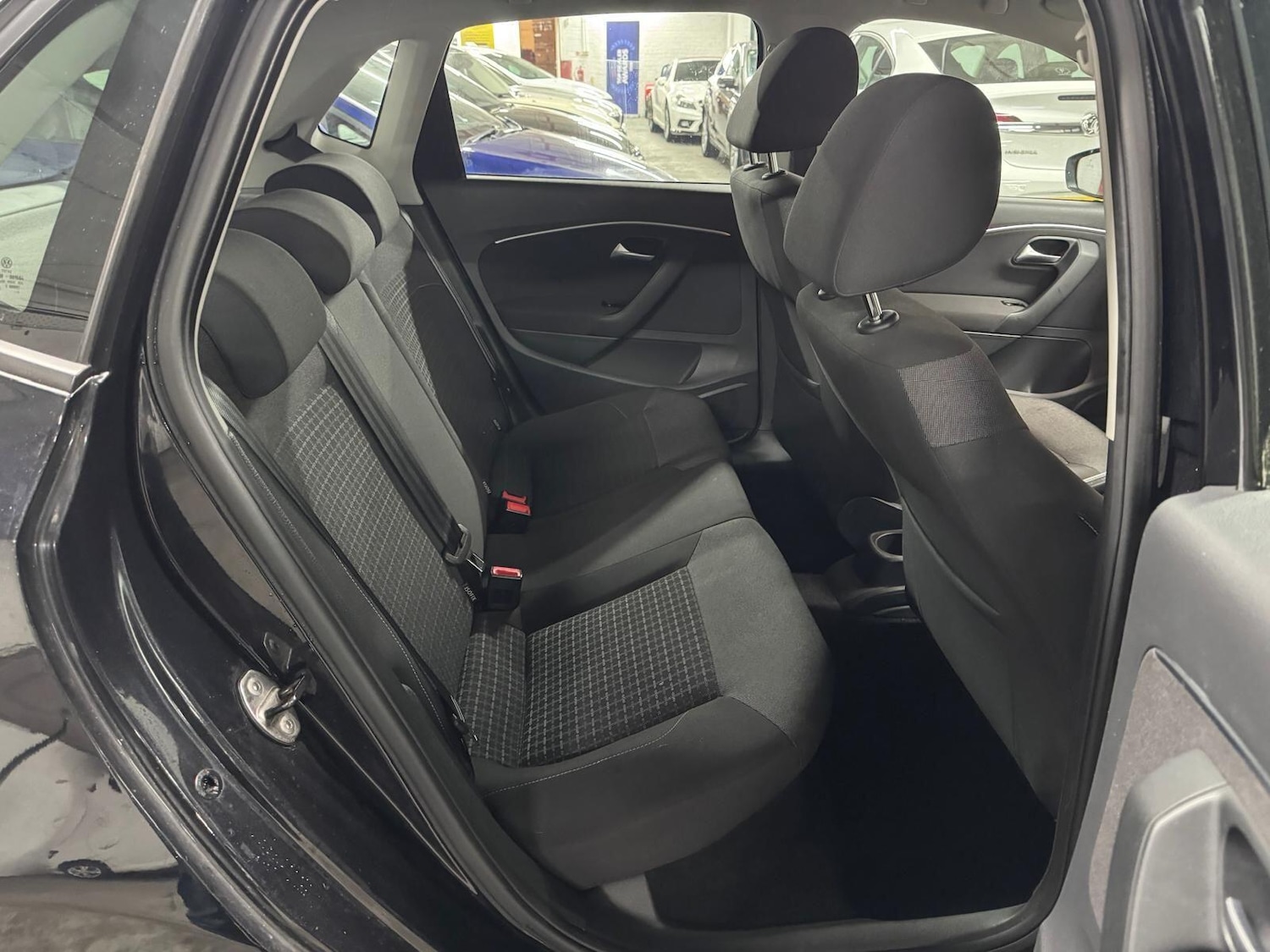 Used Volkswagen Polo 2014 for sale - 77253889: Photo 34