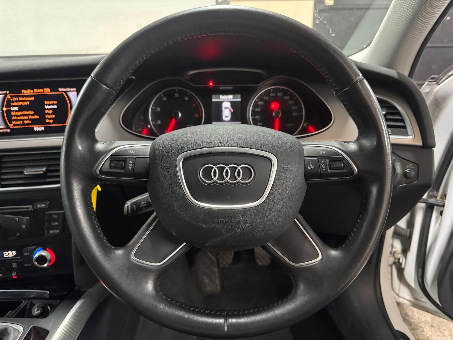 Used Audi A4 2014 for sale - 77853956: Photo 14