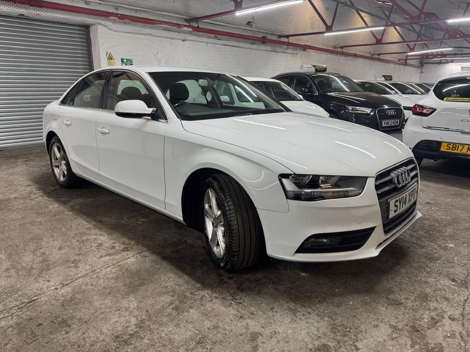 Used Audi A4 2014 for sale - 77853956: Photo 2