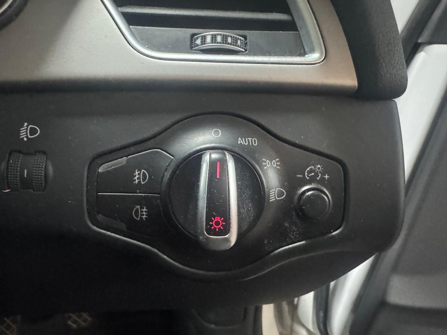 Used Audi A4 2014 for sale - 77853956: Photo 21