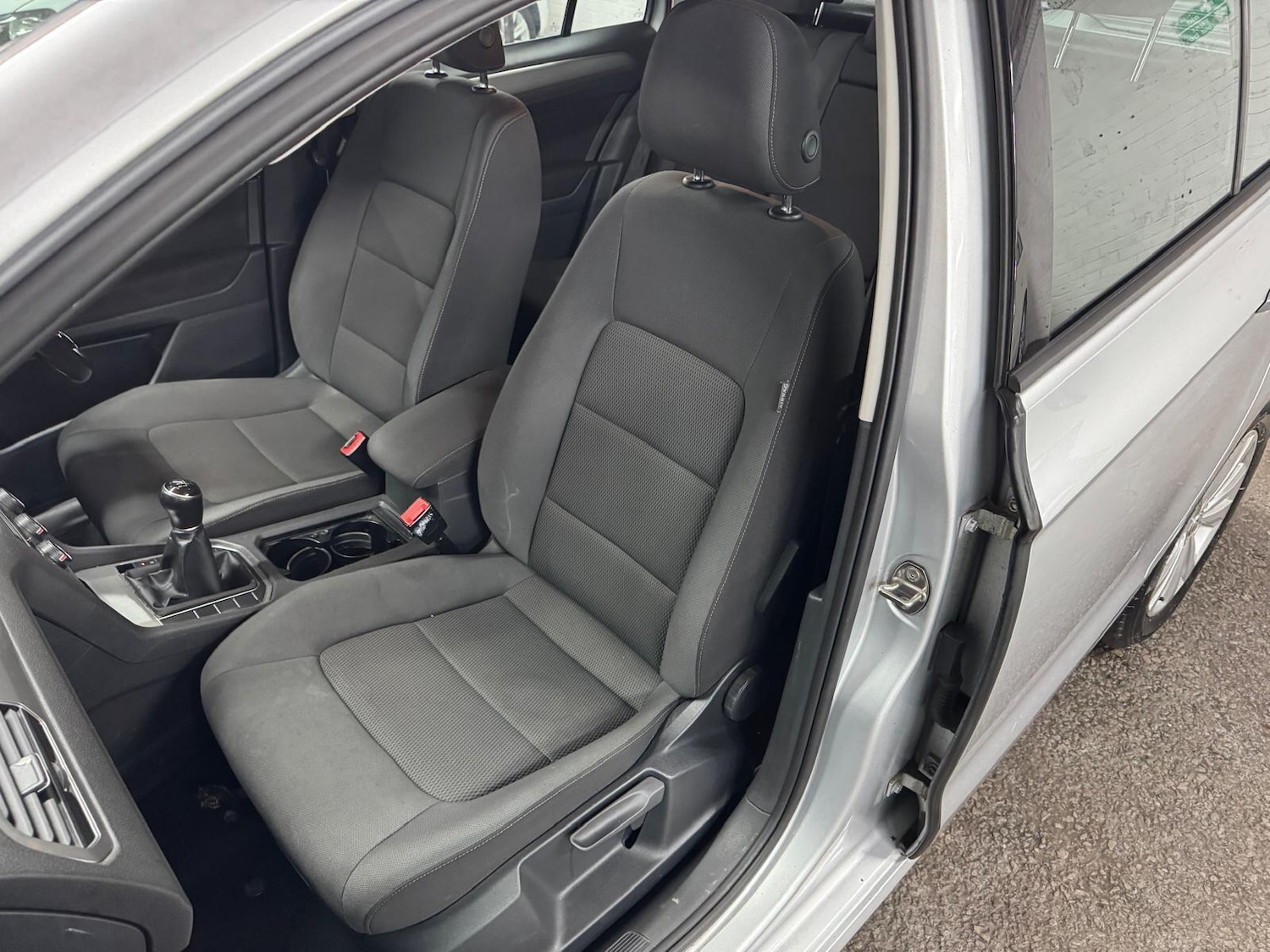 Used Volkswagen Golf SV 2015 for sale - 77456122: Photo 17