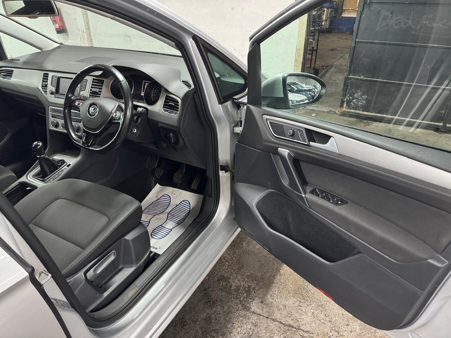 Used Volkswagen Golf SV 2015 for sale - 77456122: Photo 42