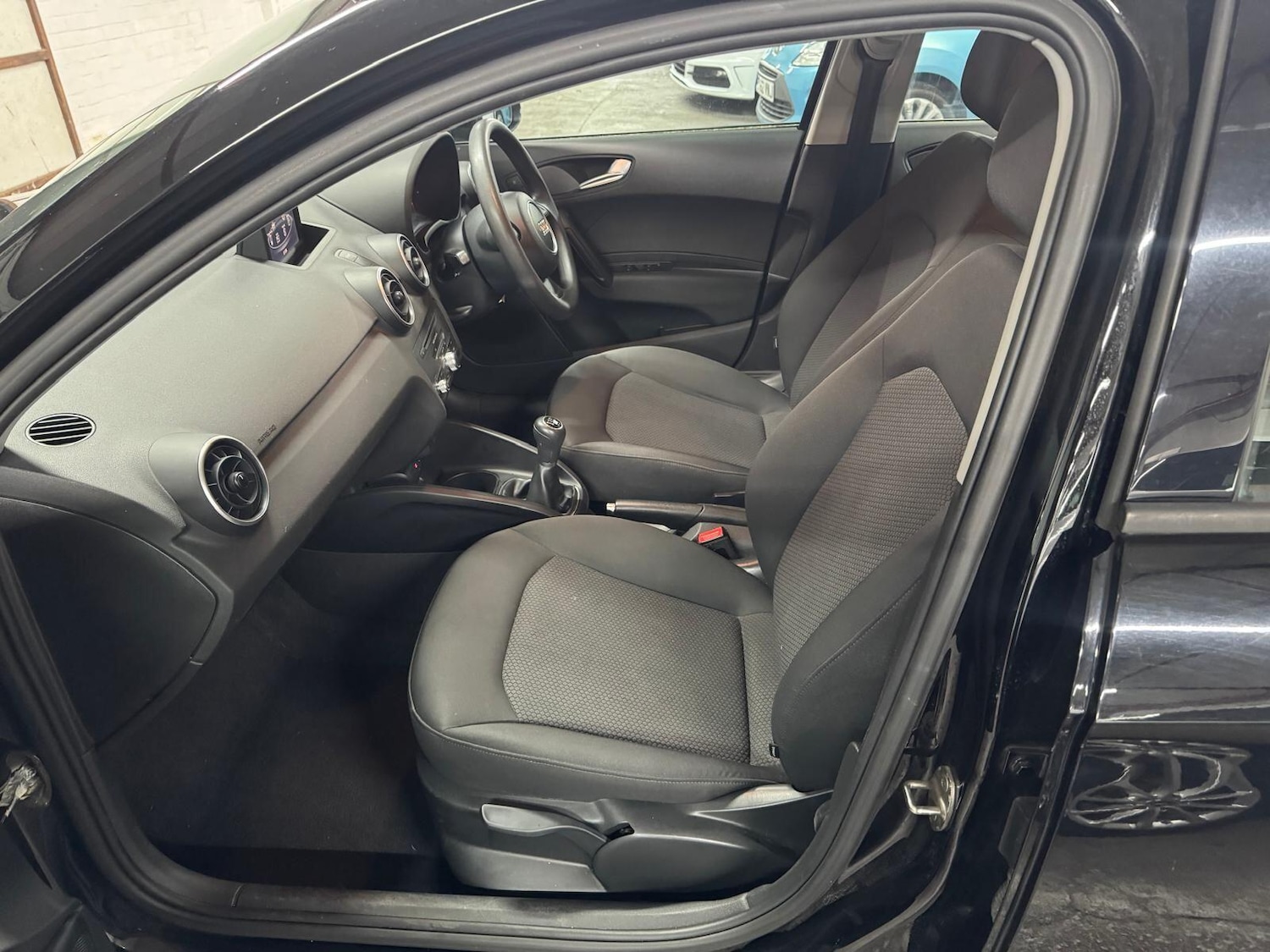 Used Audi A1 2015 for sale - 76742417: Photo 16