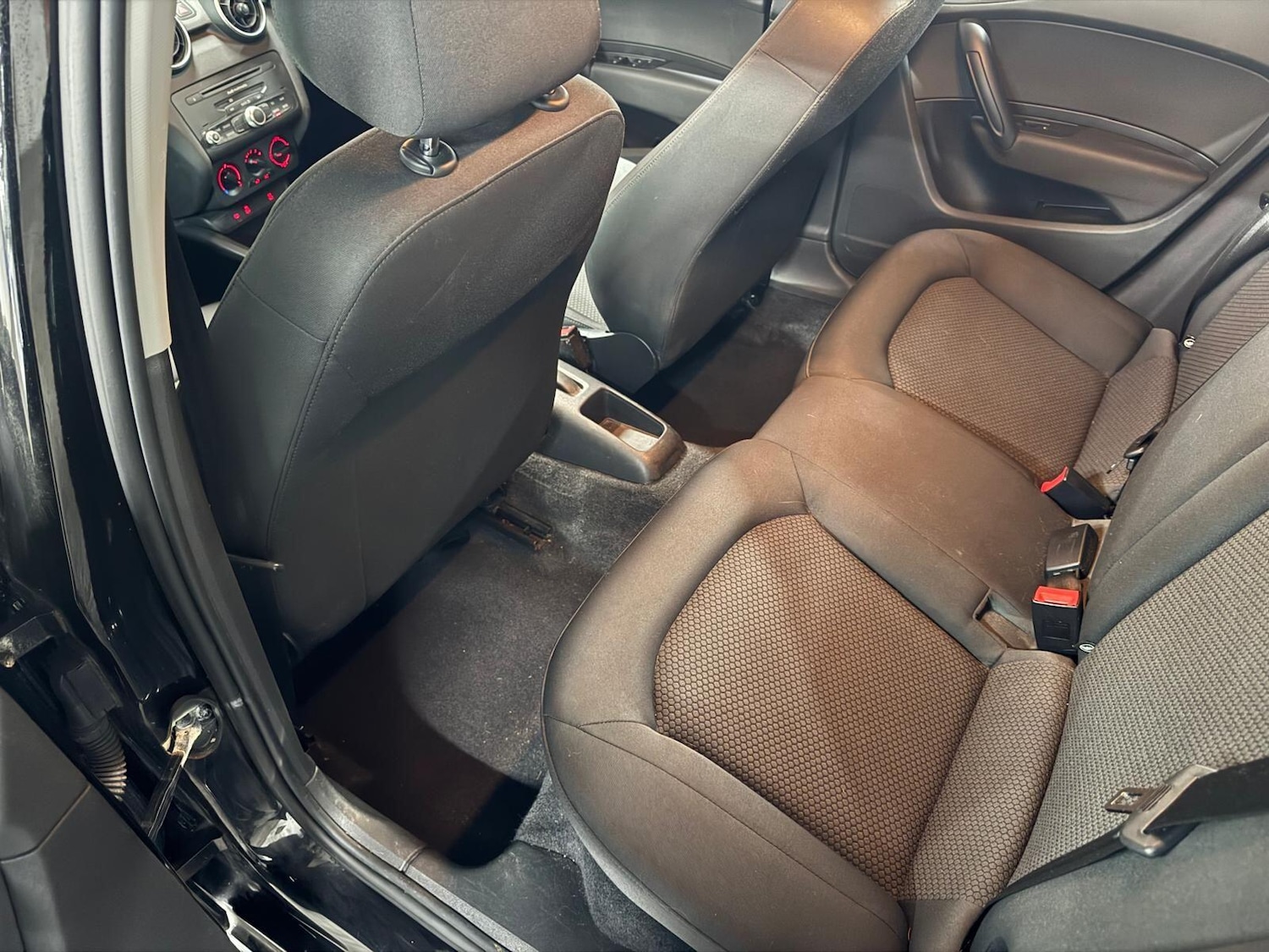 Used Audi A1 2015 for sale - 76742417: Photo 19