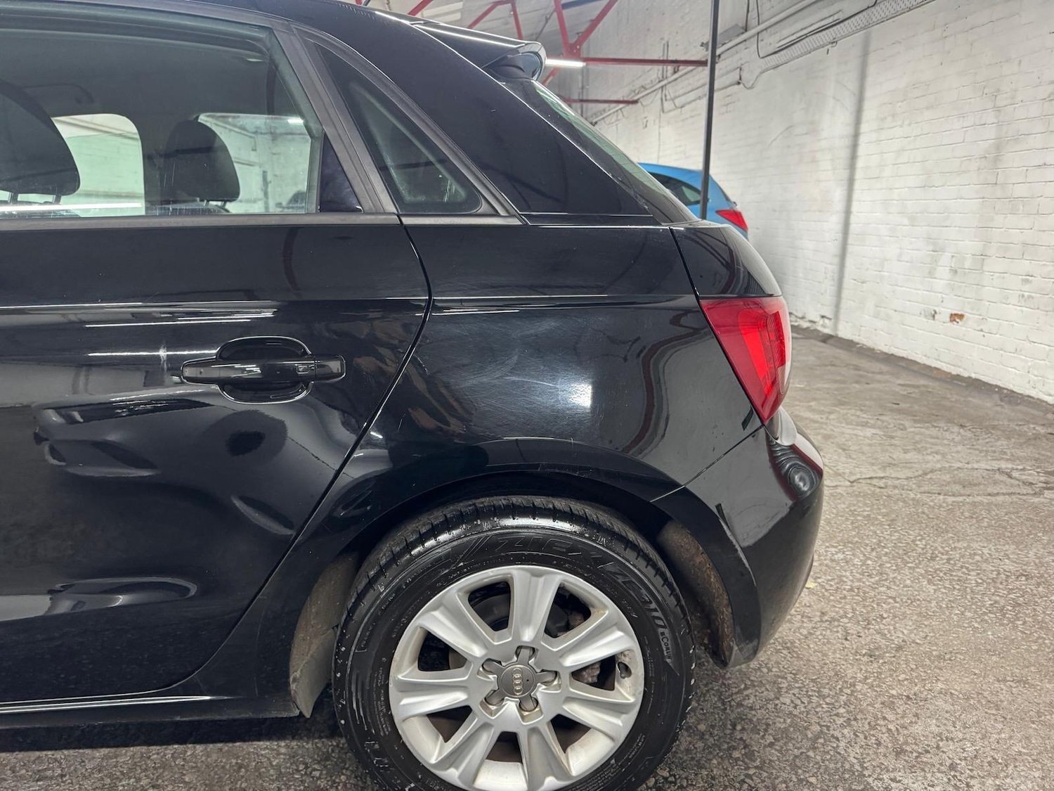 Used Audi A1 2015 for sale - 76742417: Photo 21