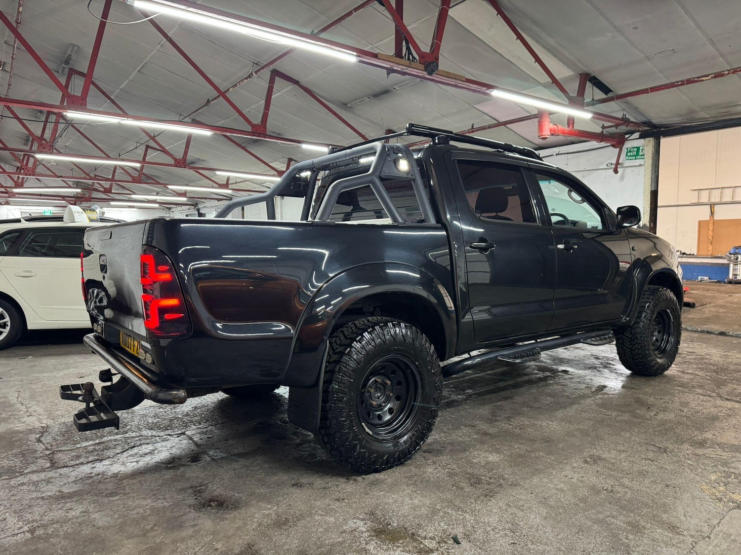 Used Toyota Hilux 2007 for sale - 77633214: Photo 45