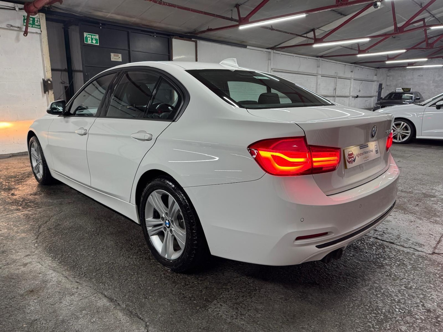 Used BMW 3 Series 2016 for sale - 76801139: Photo 27