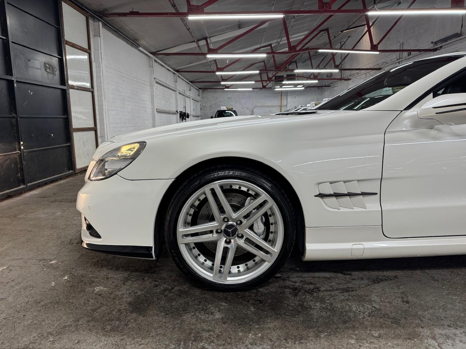 Used Mercedes-Benz SL 2008 for sale - 78127828: Photo 23