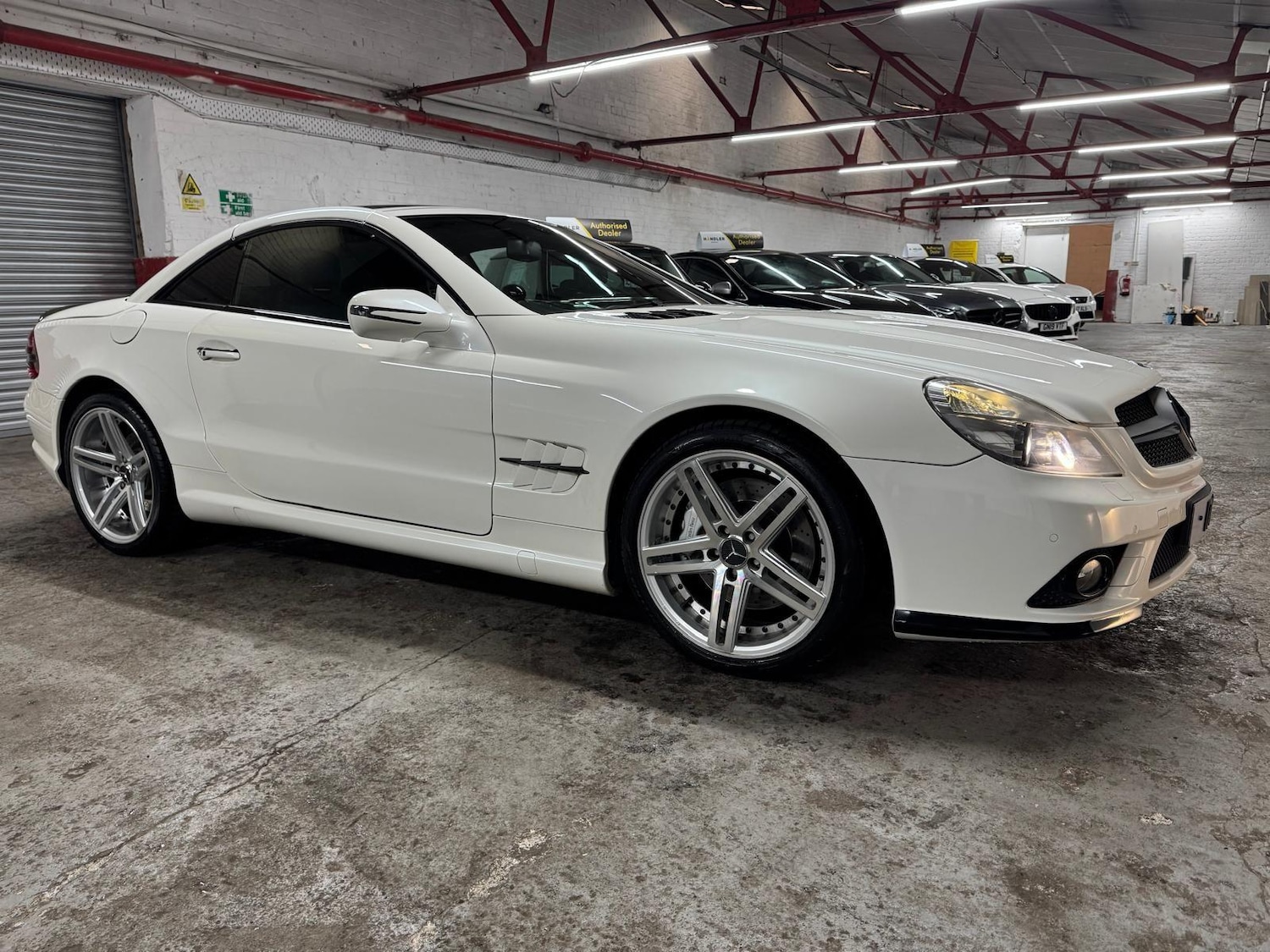 Used Mercedes-Benz SL 2008 for sale - 78127828: Photo 42