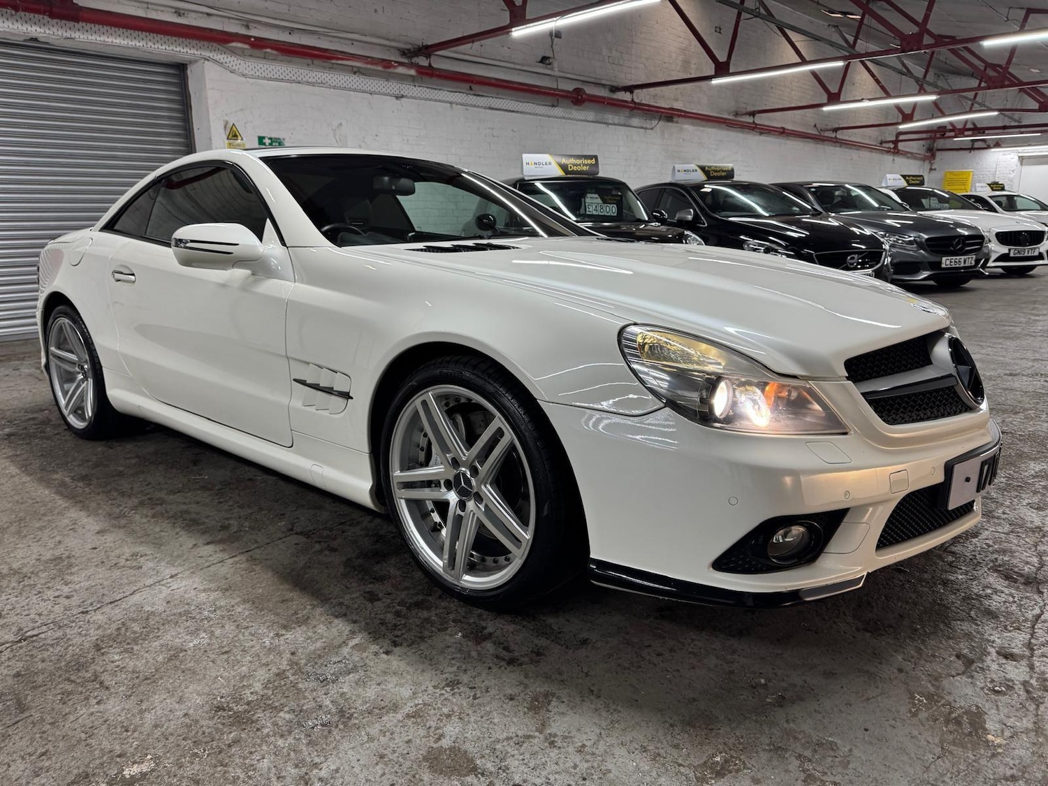 Used Mercedes-Benz SL 2008 for sale - 78127828: Photo 43
