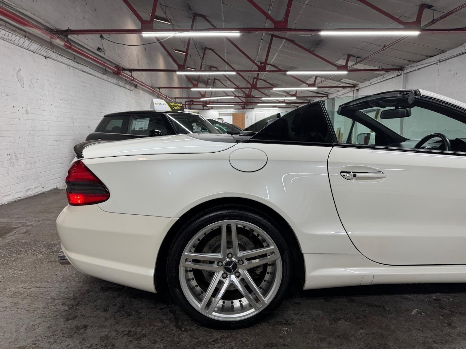 Used Mercedes-Benz SL 2008 for sale - 78127828: Photo 5