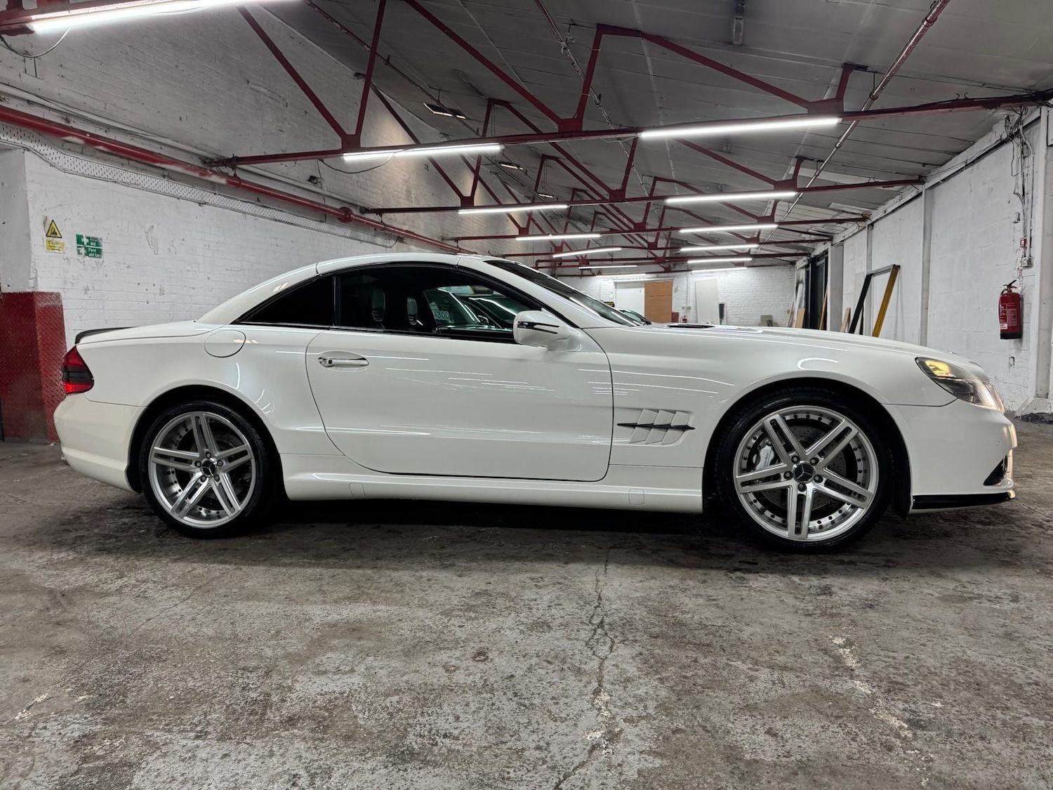 Used Mercedes-Benz SL 2008 for sale - 78127828: Photo 56