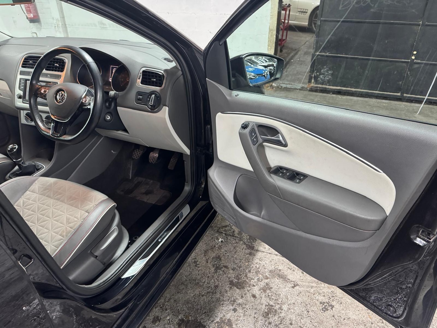 Used Volkswagen Polo 2017 for sale - 76021033: Photo 10