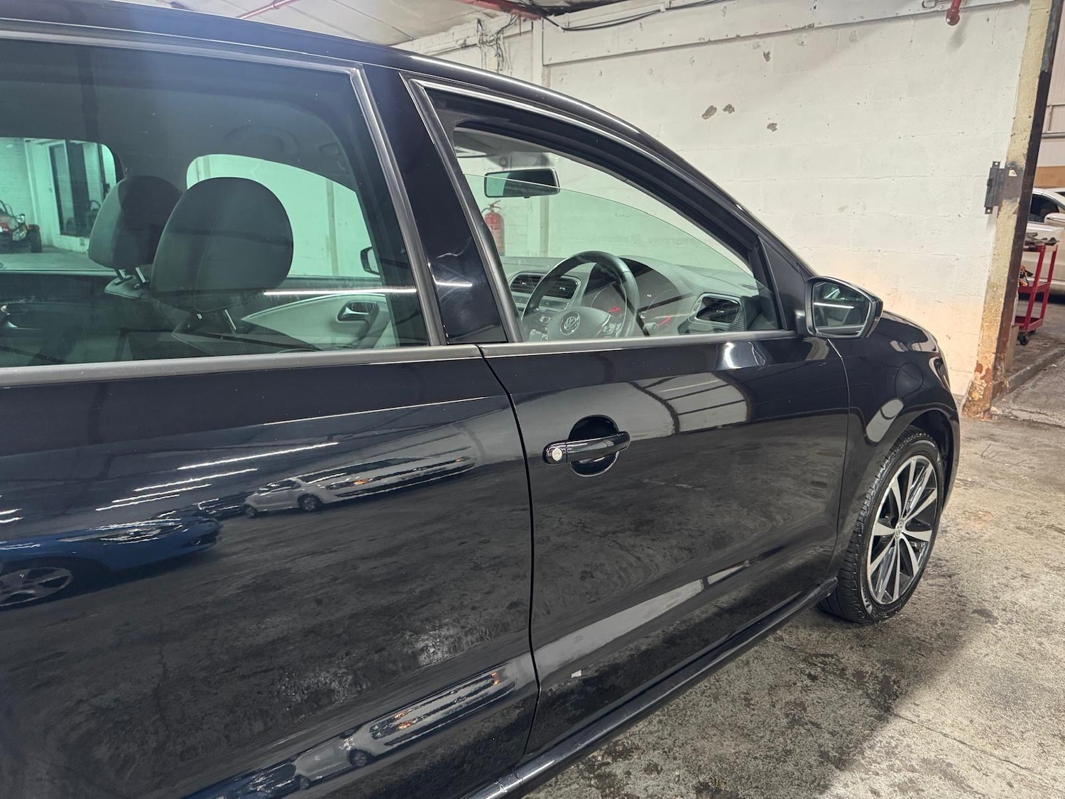 Used Volkswagen Polo 2017 for sale - 76021033: Photo 24