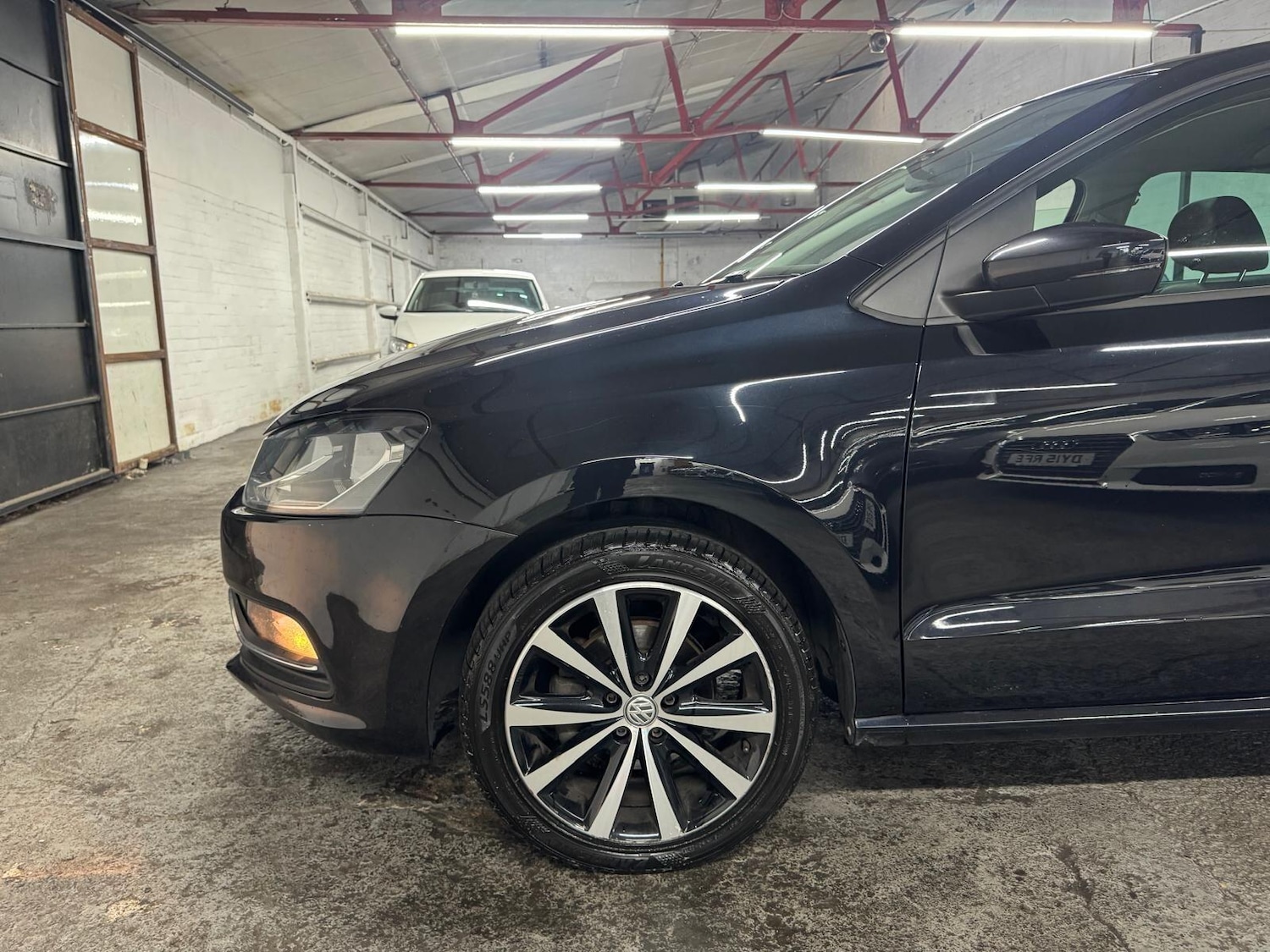 Used Volkswagen Polo 2017 for sale - 76021033: Photo 43