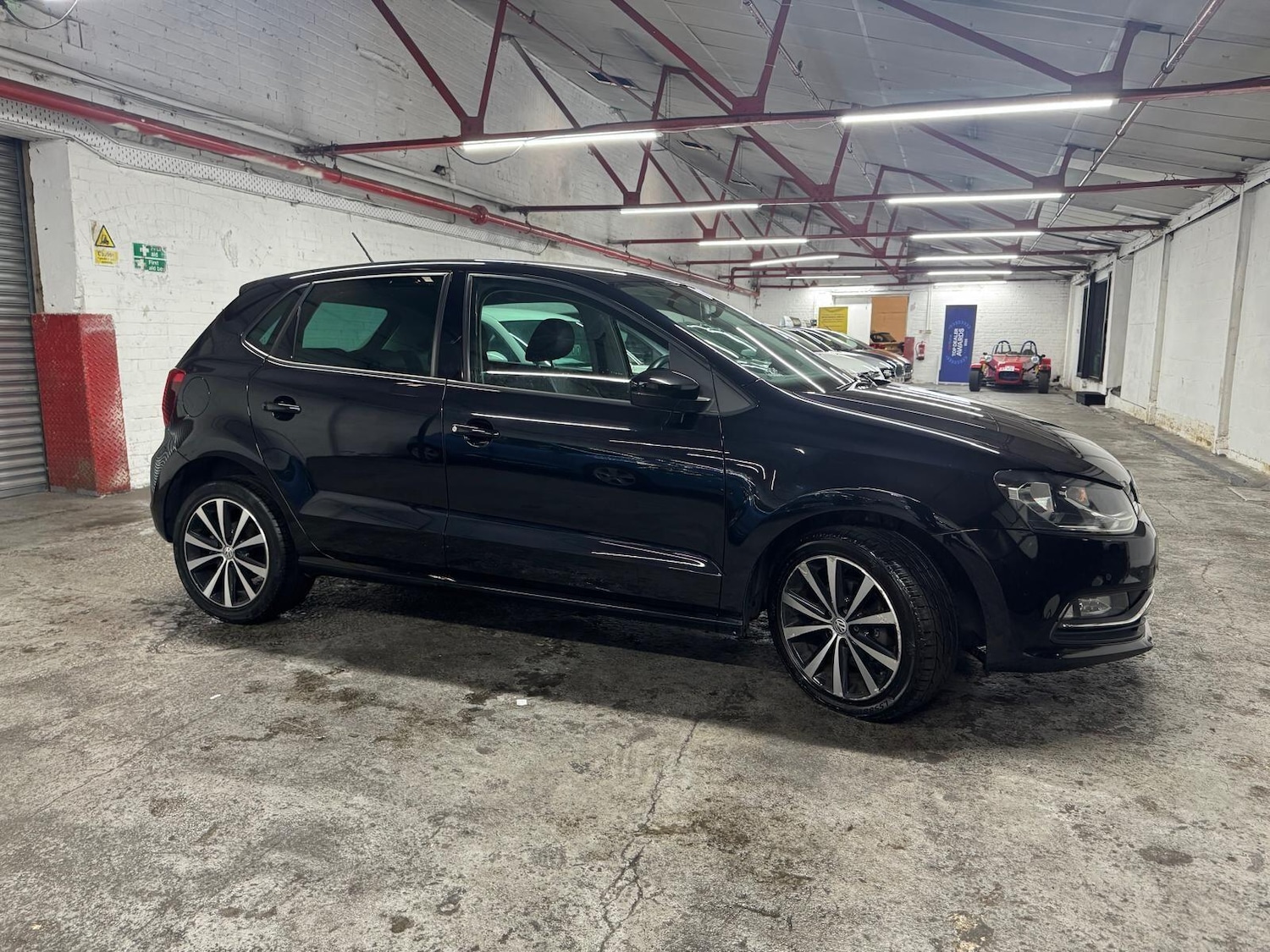 Used Volkswagen Polo 2017 for sale - 76021033: Photo 7