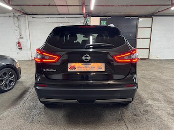 Used Nissan Qashqai 2017 for sale - 78429173: Photo