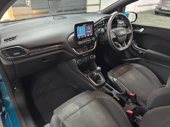 Used Ford Fiesta 2018 for sale - 79401270: Photo