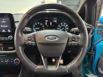 Used Ford Fiesta 2018 for sale - 79401270: Photo