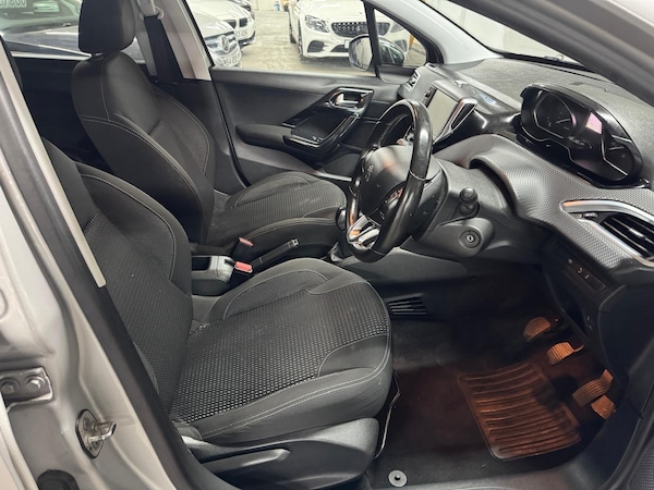 Used Peugeot 208 2015 for sale - 75378111: Photo 15